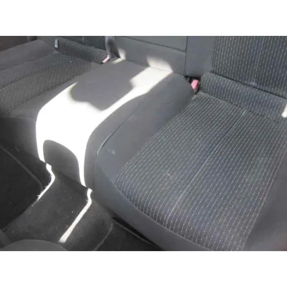 RENAULT MEGANE II BERLINA 3P '2005 CONFORT DYNAMIQUE BLANCO