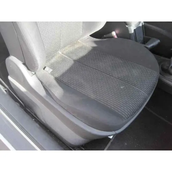 RENAULT MEGANE II BERLINA 3P '2005 CONFORT DYNAMIQUE BLANCO