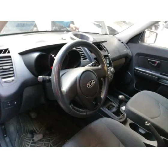 KIA SOUL '2011 1.6 CRDI CAT NEGRO