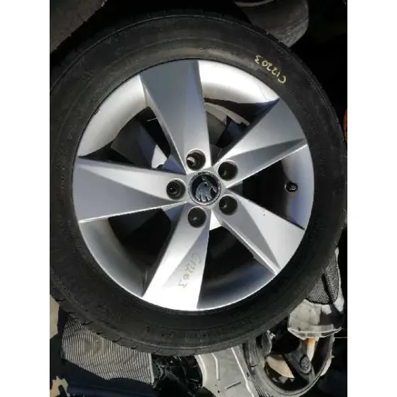 SKODA FABIA (5J2 ) '2013 1.2 12V BLANCO