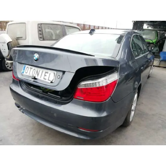 BMW SERIE 5 BERLINA (E60) '2008 530XI GRIS