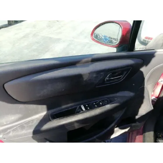 CITROEN C4 BERLINA '2006 VTR PLUS GRANATE