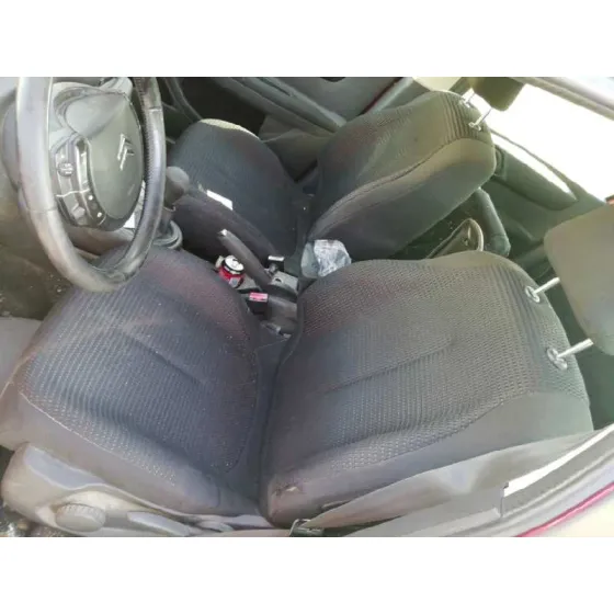 CITROEN C4 BERLINA '2006 VTR PLUS GRANATE
