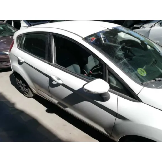 FORD FIESTA (CB1) '2012 TREND BLANCO