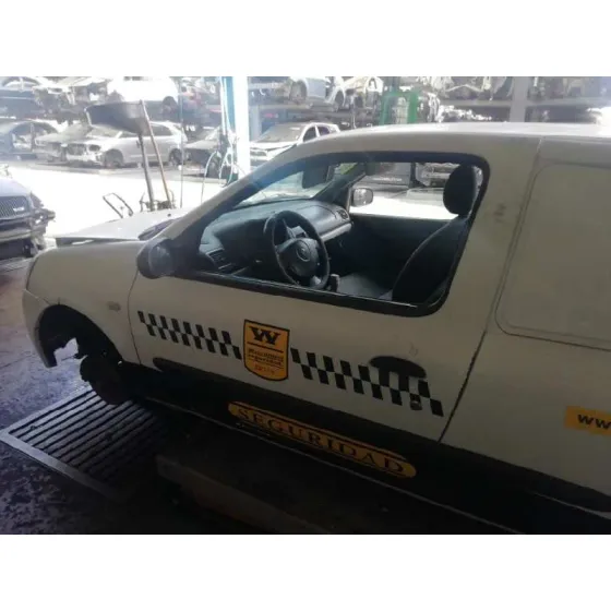 RENAULT CLIO II FASE II (B/CB0) '2008 CAMPUS BLANCO