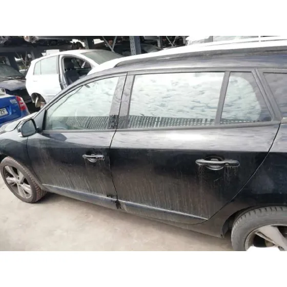 RENAULT MEGANE III SPORT TOURER '2013 DYNAMIQUE NEGRO