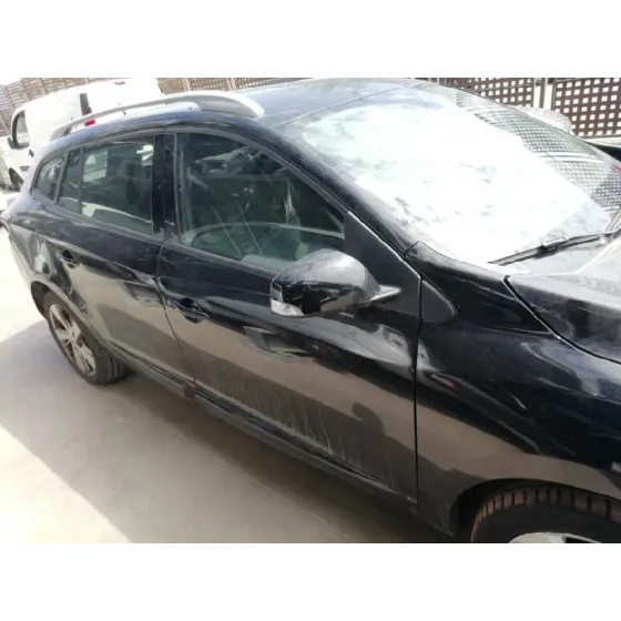 RENAULT MEGANE III SPORT TOURER '2013 DYNAMIQUE NEGRO