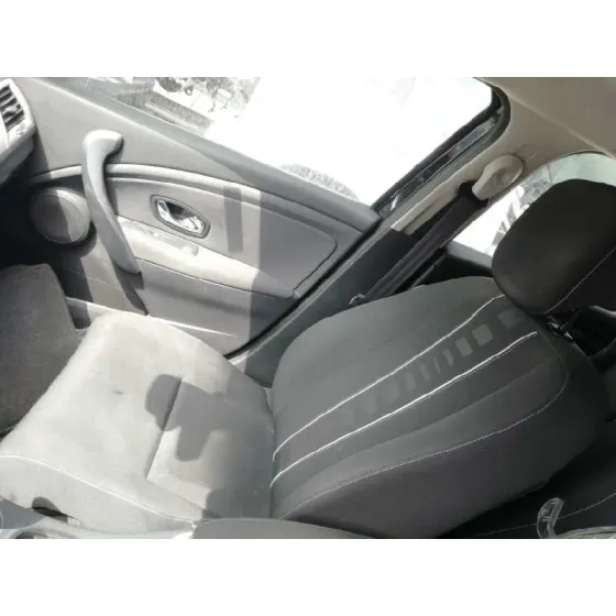 RENAULT MEGANE III SPORT TOURER '2013 DYNAMIQUE NEGRO