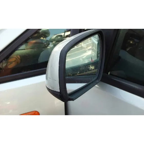 FORD FOCUS C-MAX (CAP) '2004 AMBIENTE (D) PLATA