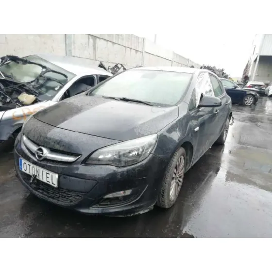 OPEL ASTRA J LIM. '2014 1.4 16V TURBO CAT (A 14 NET / LUJ) NEGRO