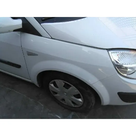 RENAULT SCENIC II '2006 I- MUSIC BLANCO