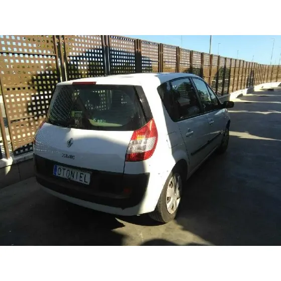 RENAULT SCENIC II '2006 I- MUSIC BLANCO