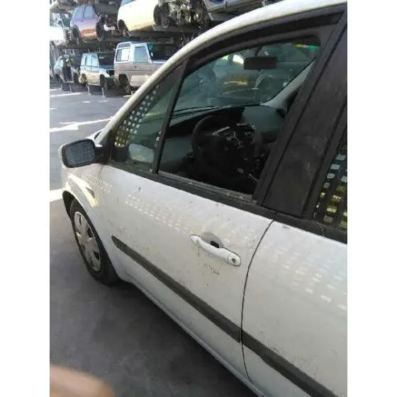 RENAULT SCENIC II '2006 I- MUSIC BLANCO