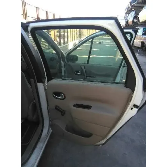 RENAULT SCENIC II '2006 I- MUSIC BLANCO