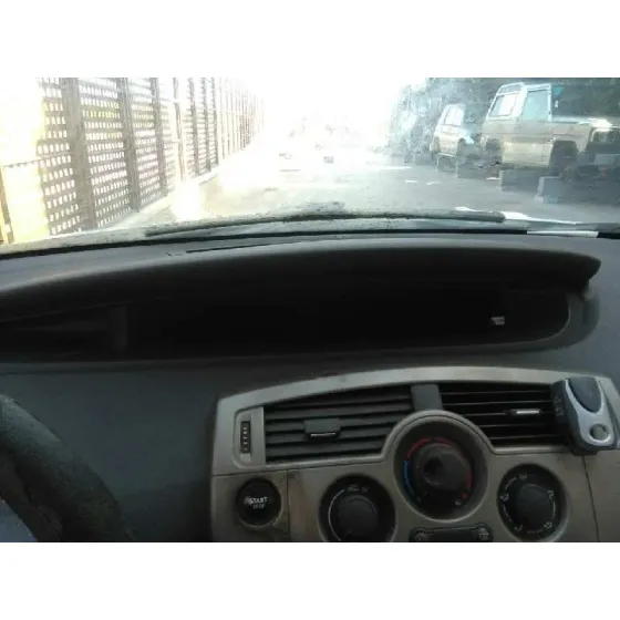 RENAULT SCENIC II '2006 I- MUSIC BLANCO