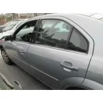 FORD MONDEO BERLINA (GE) FORD MONDEO BERLINA (GE) '2003 GHIA GRIS 2001
