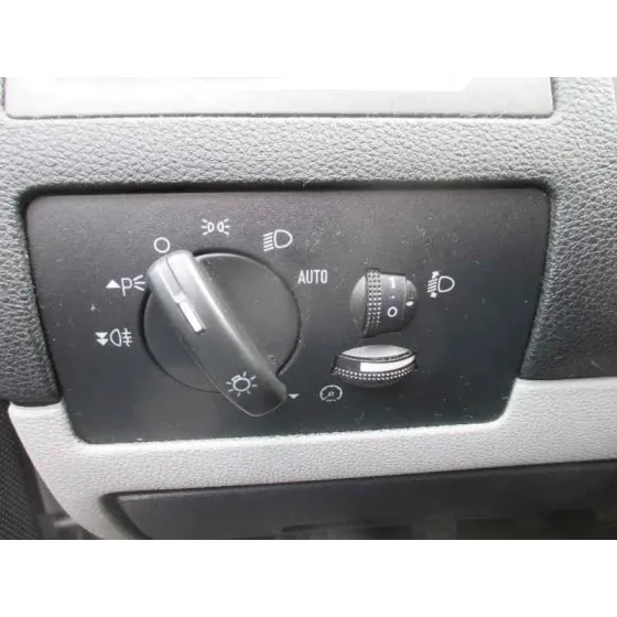 FORD MONDEO BERLINA (GE) '2003 GHIA GRIS