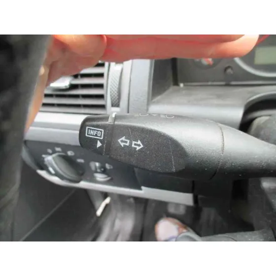 FORD MONDEO BERLINA (GE) '2003 GHIA GRIS