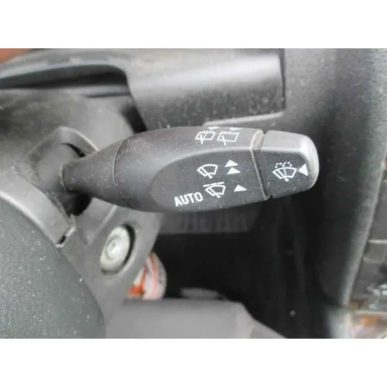 FORD MONDEO BERLINA (GE) '2003 GHIA GRIS