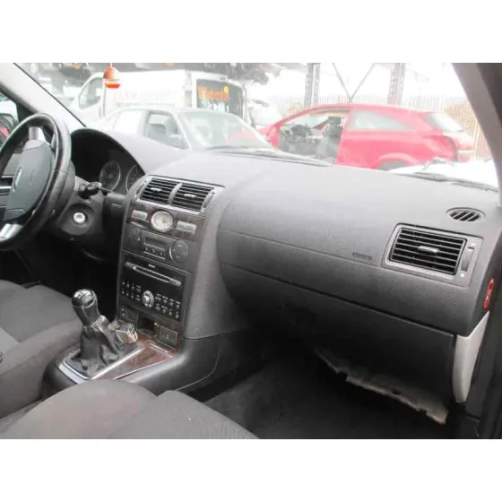 FORD MONDEO BERLINA (GE) '2003 GHIA GRIS
