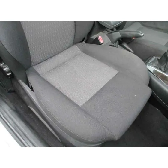 FORD MONDEO BERLINA (GE) '2003 GHIA GRIS