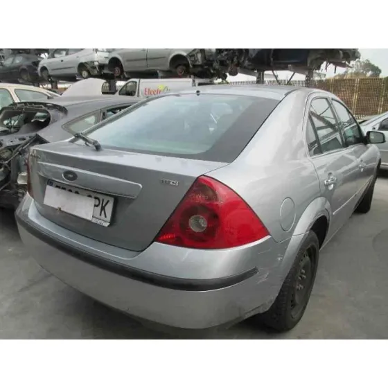 FORD MONDEO BERLINA (GE) '2003 GHIA GRIS