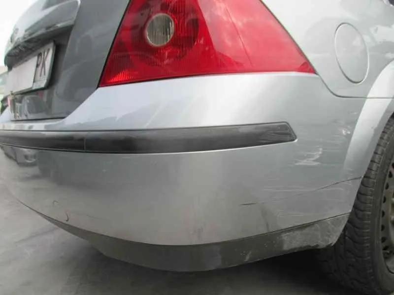 FORD MONDEO BERLINA (GE) '2003 GHIA GRIS