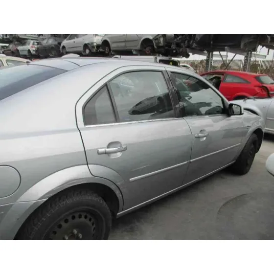 FORD MONDEO BERLINA (GE) '2003 GHIA GRIS