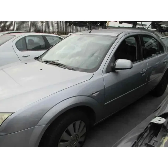 FORD MONDEO BERLINA (GE) '2003 GHIA GRIS