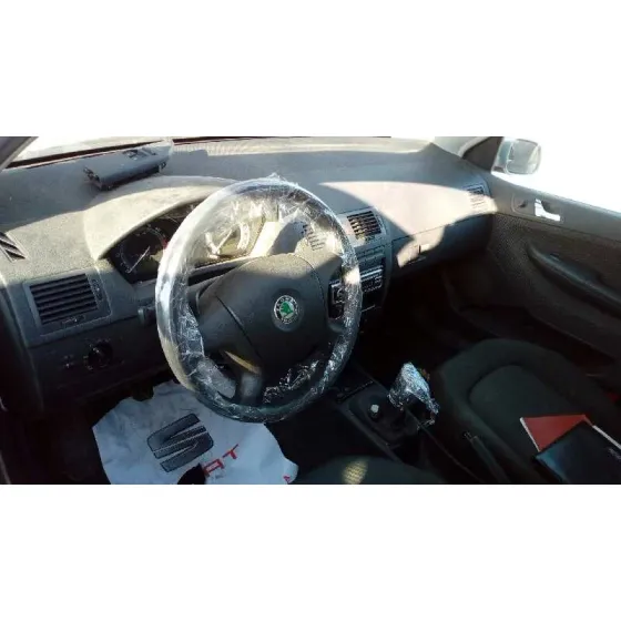 SKODA FABIA FAMILIAR (6Y5) '2004 COMFORT PLATA