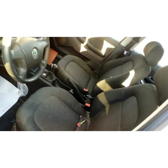 SKODA FABIA FAMILIAR (6Y5) '2004 COMFORT PLATA