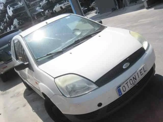 FORD FIESTA (CBK) '2005 AMBIENTE BLANCO