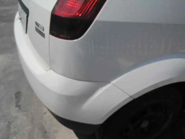 FORD FIESTA (CBK) '2005 AMBIENTE BLANCO