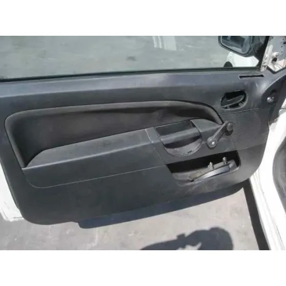 FORD FIESTA (CBK) '2005 AMBIENTE BLANCO