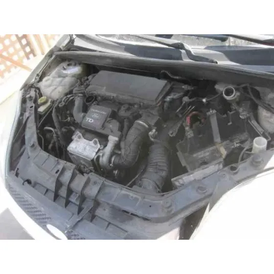 FORD FIESTA (CBK) '2005 AMBIENTE BLANCO