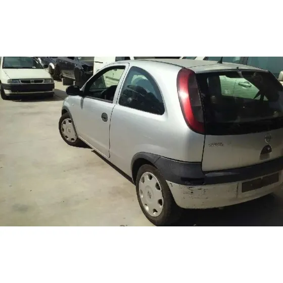 OPEL CORSA C '2002 CLUB PLATA