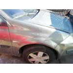 RENAULT MEGANE II BERLINA 5P RENAULT MEGANE II BERLINA 5P '2004 CONFORT AUTHENTIQUE GRIS 2002