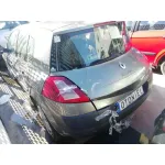 RENAULT MEGANE II BERLINA 5P RENAULT MEGANE II BERLINA 5P '2004 CONFORT AUTHENTIQUE GRIS 2002