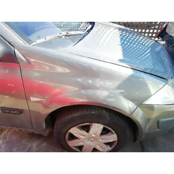 RENAULT MEGANE II BERLINA 5P '2004 CONFORT AUTHENTIQUE GRIS
