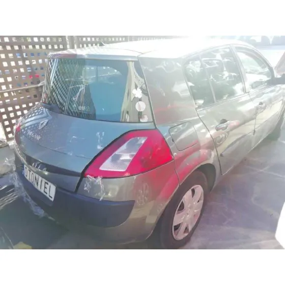 RENAULT MEGANE II BERLINA 5P '2004 CONFORT AUTHENTIQUE GRIS