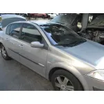 RENAULT MEGANE II CLASSIC BERLINA RENAULT MEGANE II CLASSIC BERLINA '2004 CONFORT AUTHENTIQUE MARRON 2003
