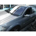 RENAULT MEGANE II CLASSIC BERLINA RENAULT MEGANE II CLASSIC BERLINA '2004 CONFORT AUTHENTIQUE MARRON 2003