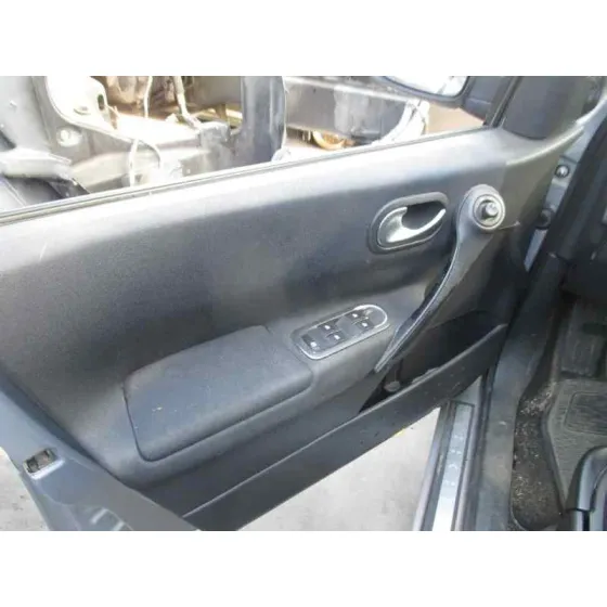 RENAULT MEGANE II CLASSIC BERLINA '2004 CONFORT AUTHENTIQUE MARRON