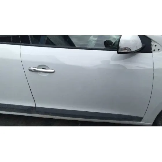 RENAULT MEGANE III SPORT TOURER '2010 LUXE BLANCO