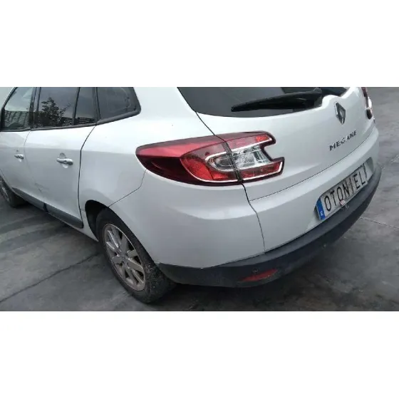 RENAULT MEGANE III SPORT TOURER '2010 LUXE BLANCO