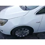 OPEL ASTRA J LIM. OPEL ASTRA J LIM. '2012 COSMO BLANCO 2009
