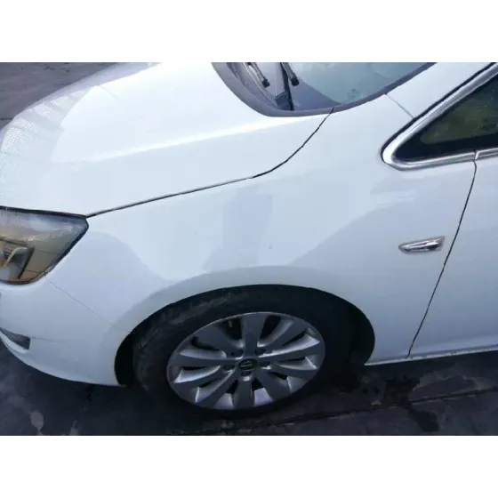 OPEL ASTRA J LIM. '2012 COSMO BLANCO