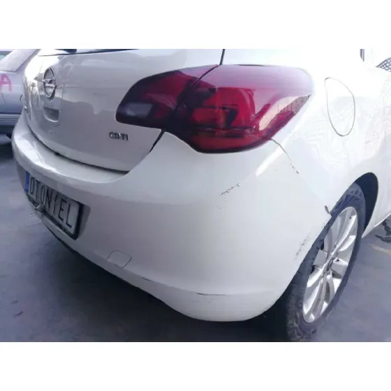 OPEL ASTRA J LIM. '2012 COSMO BLANCO