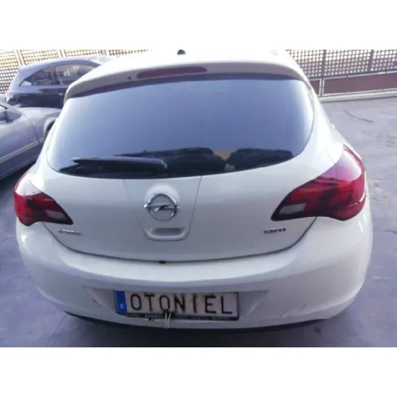 OPEL ASTRA J LIM. '2012 COSMO BLANCO