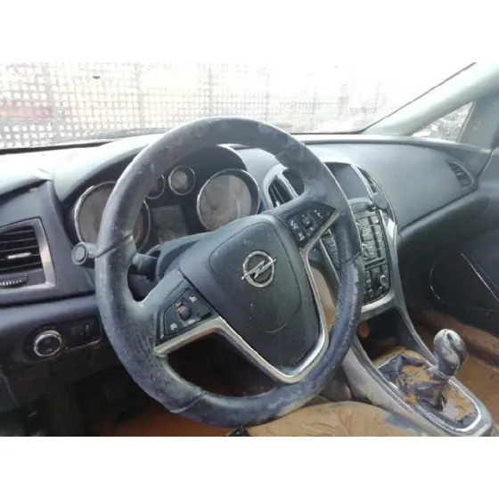 OPEL ASTRA J LIM. '2012 COSMO BLANCO